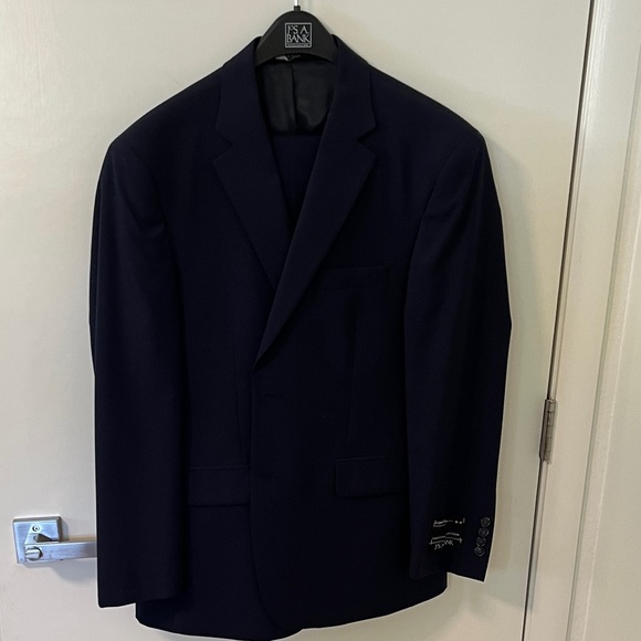 Jos. A Bank Men's Dark Navy Single-Breasted Suit Jacket - never worn